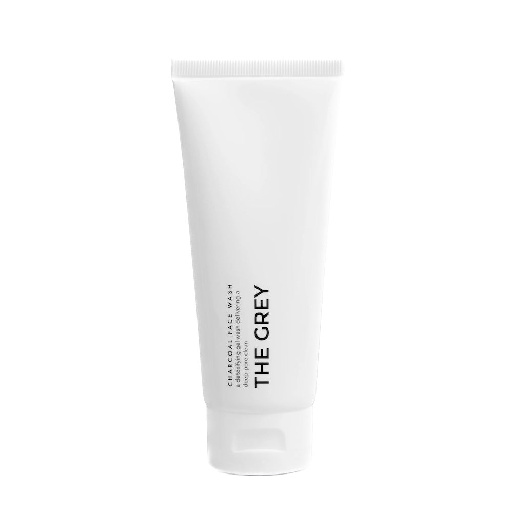 Nettoyant visage au charbon gris